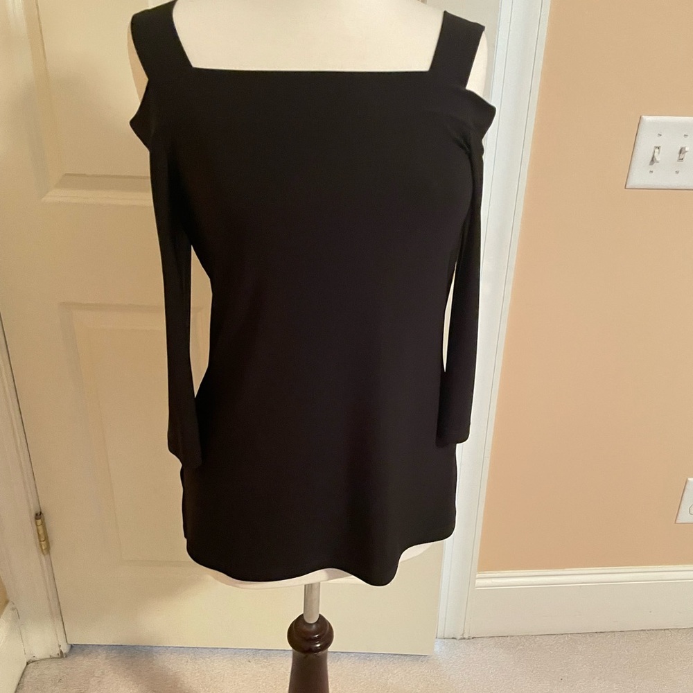 Womens tunic top black jersey 3/4 sleeve open at the shoulder hits below hip